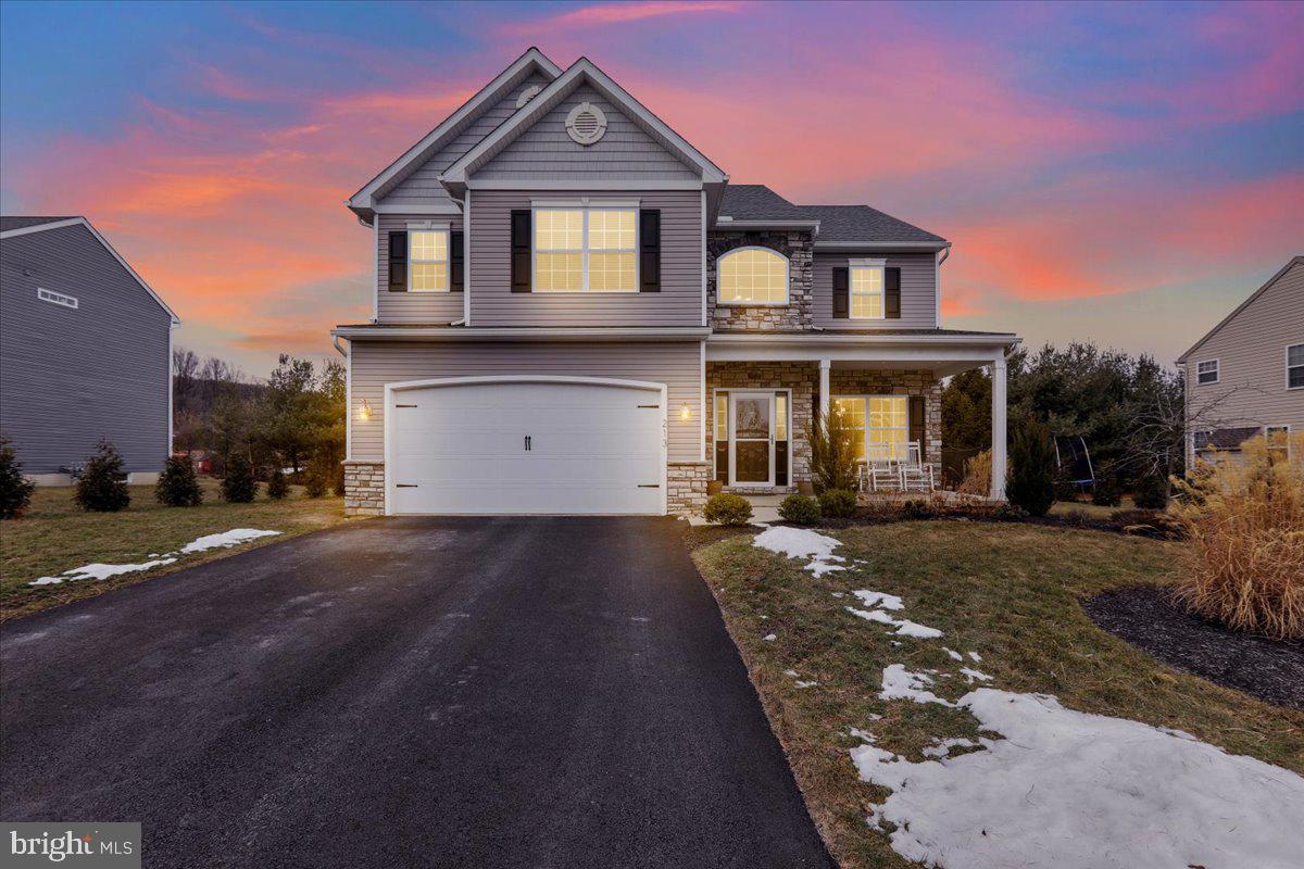 MELROSE PLACE - Residential