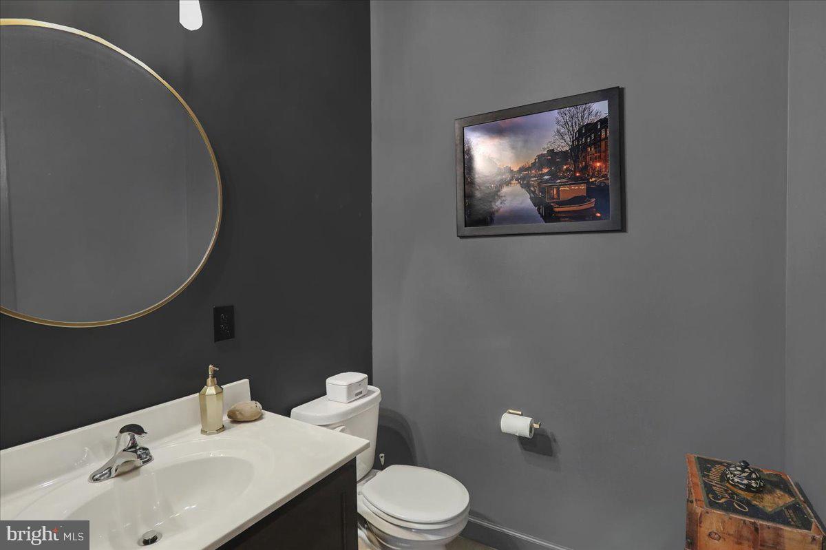 MELROSE PLACE - Residential