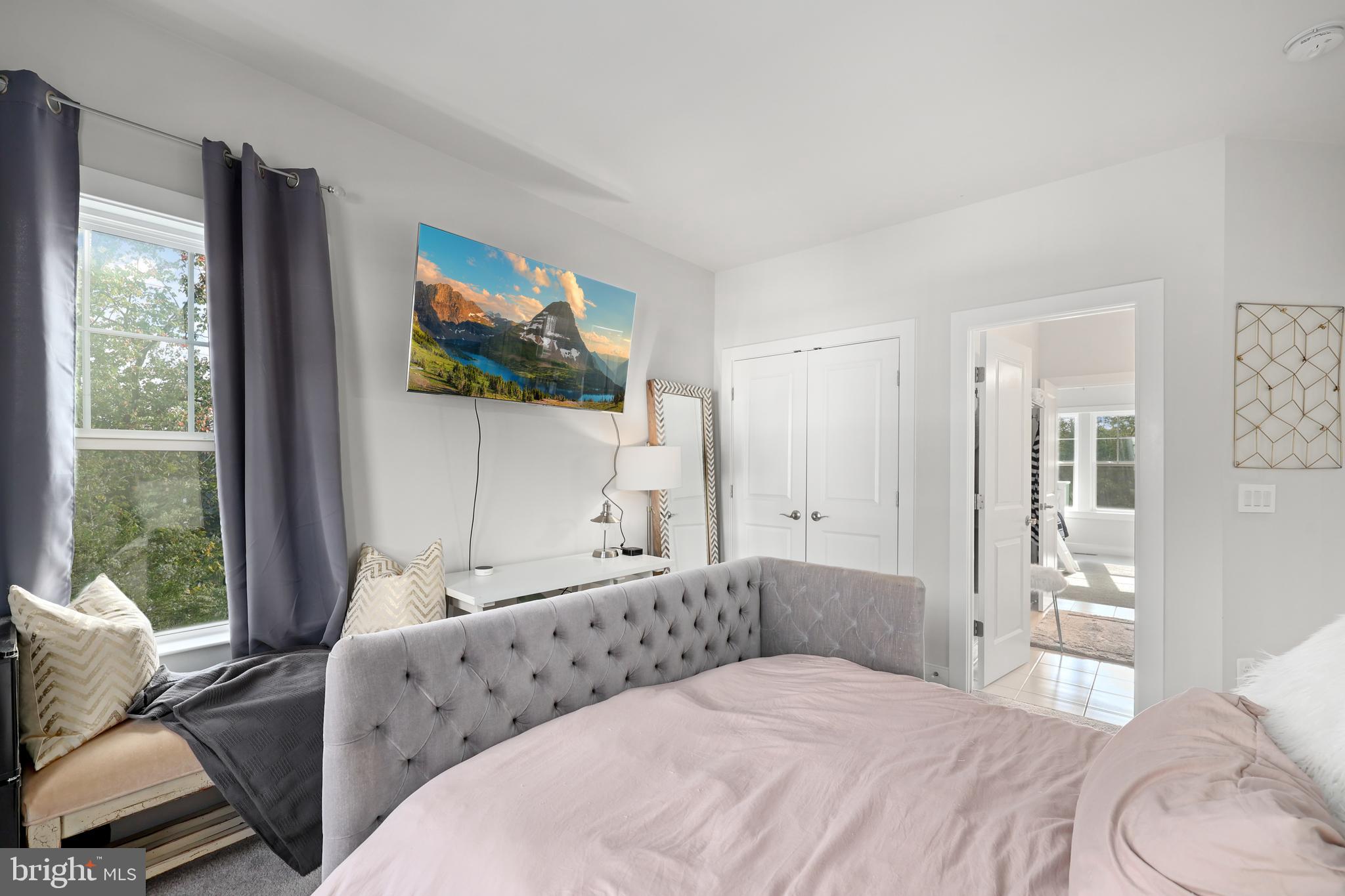 GROVE AT WILLOWSFORD - Residential