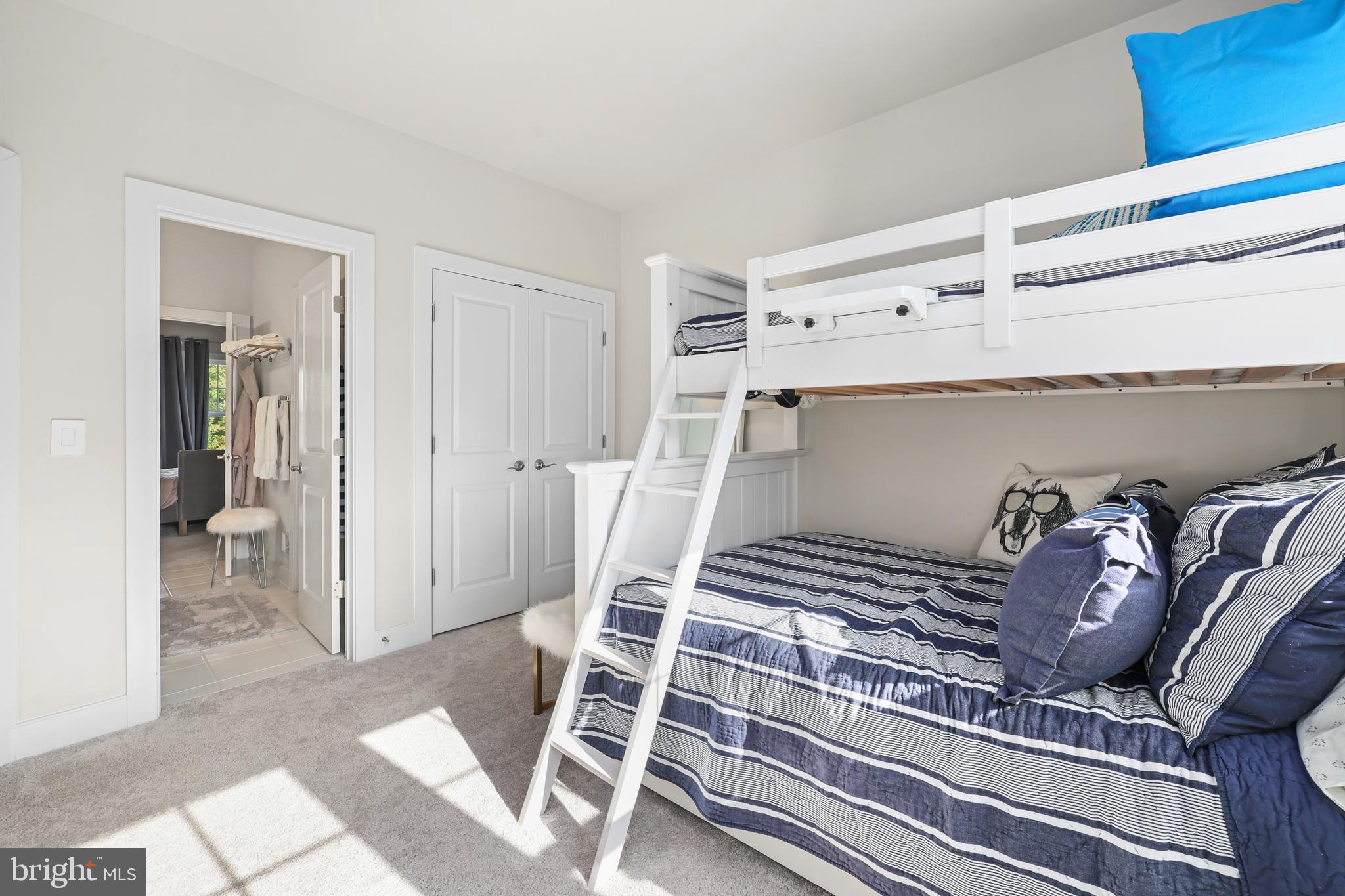 GROVE AT WILLOWSFORD - Residential