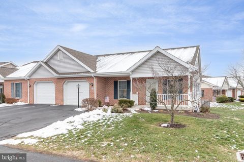 22 BLUE MOUNTAIN VISTA MECHANICSBURG PA 17050