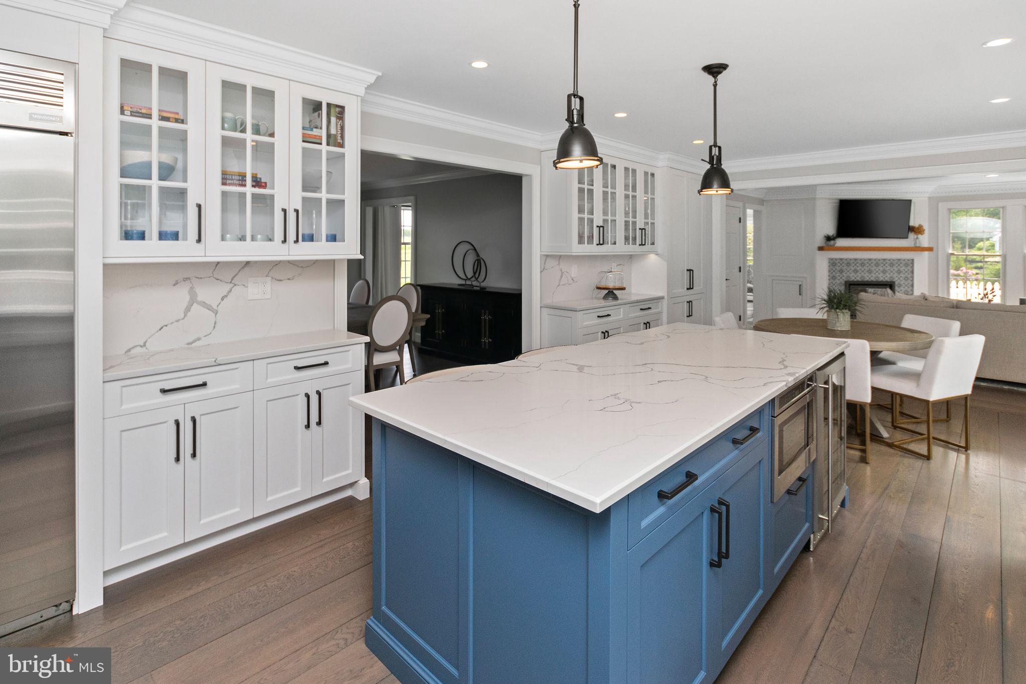 LONG LANE FARMS - Residential