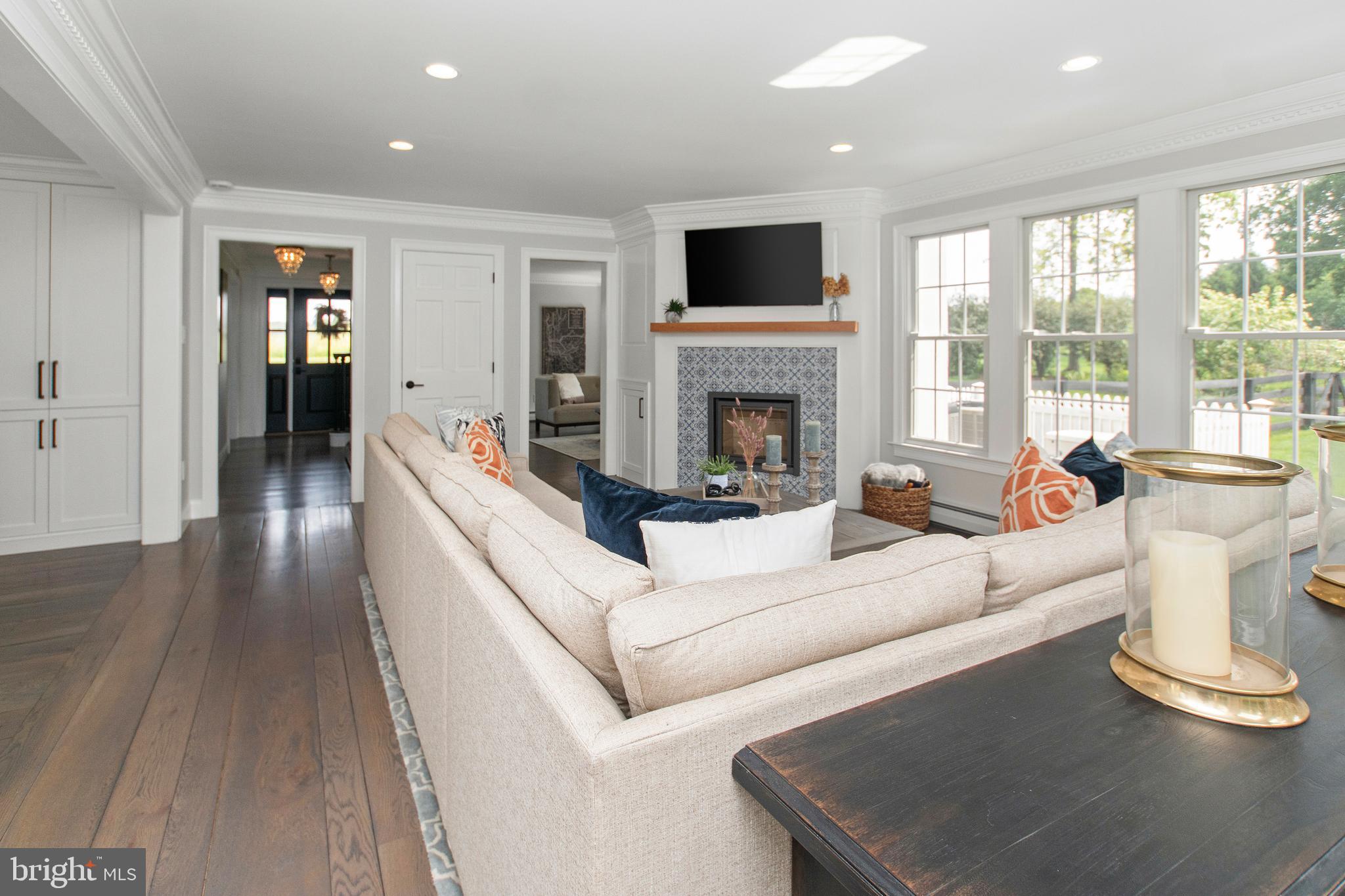 LONG LANE FARMS - Residential