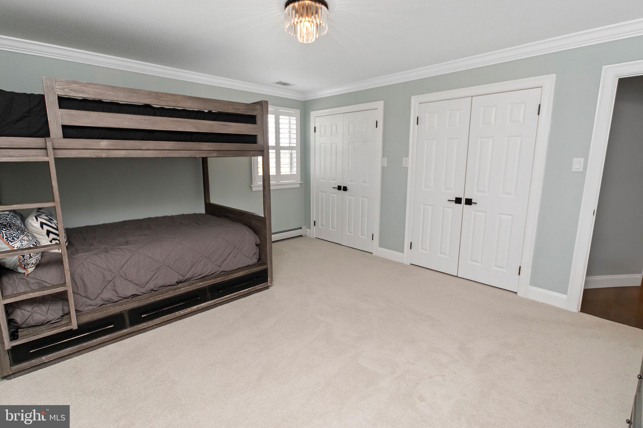 LONG LANE FARMS - Residential