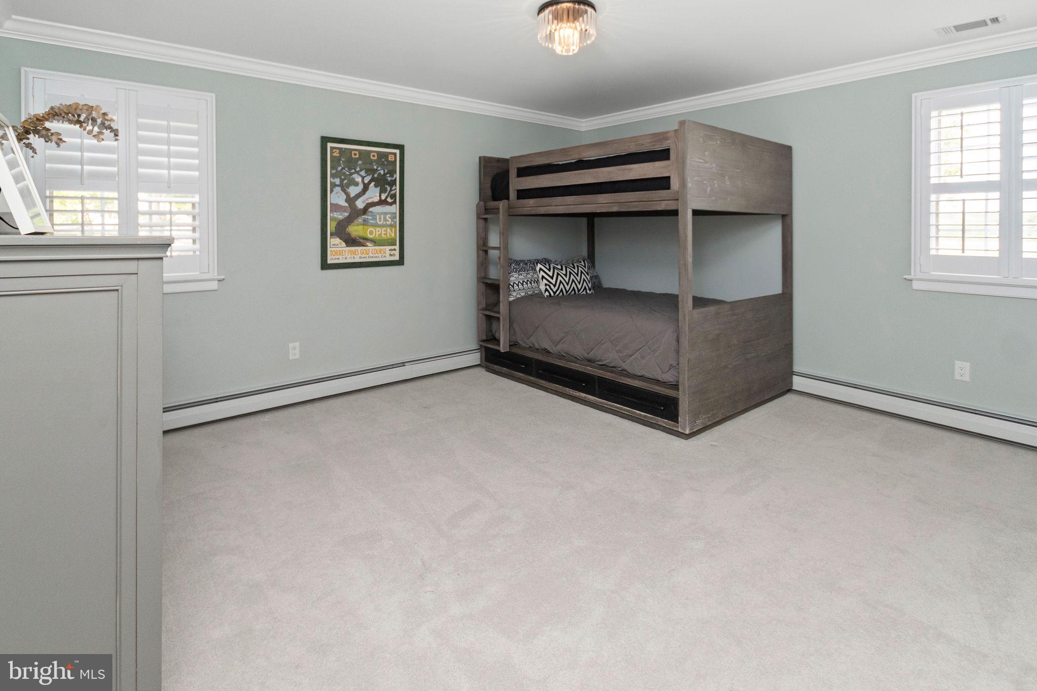 LONG LANE FARMS - Residential