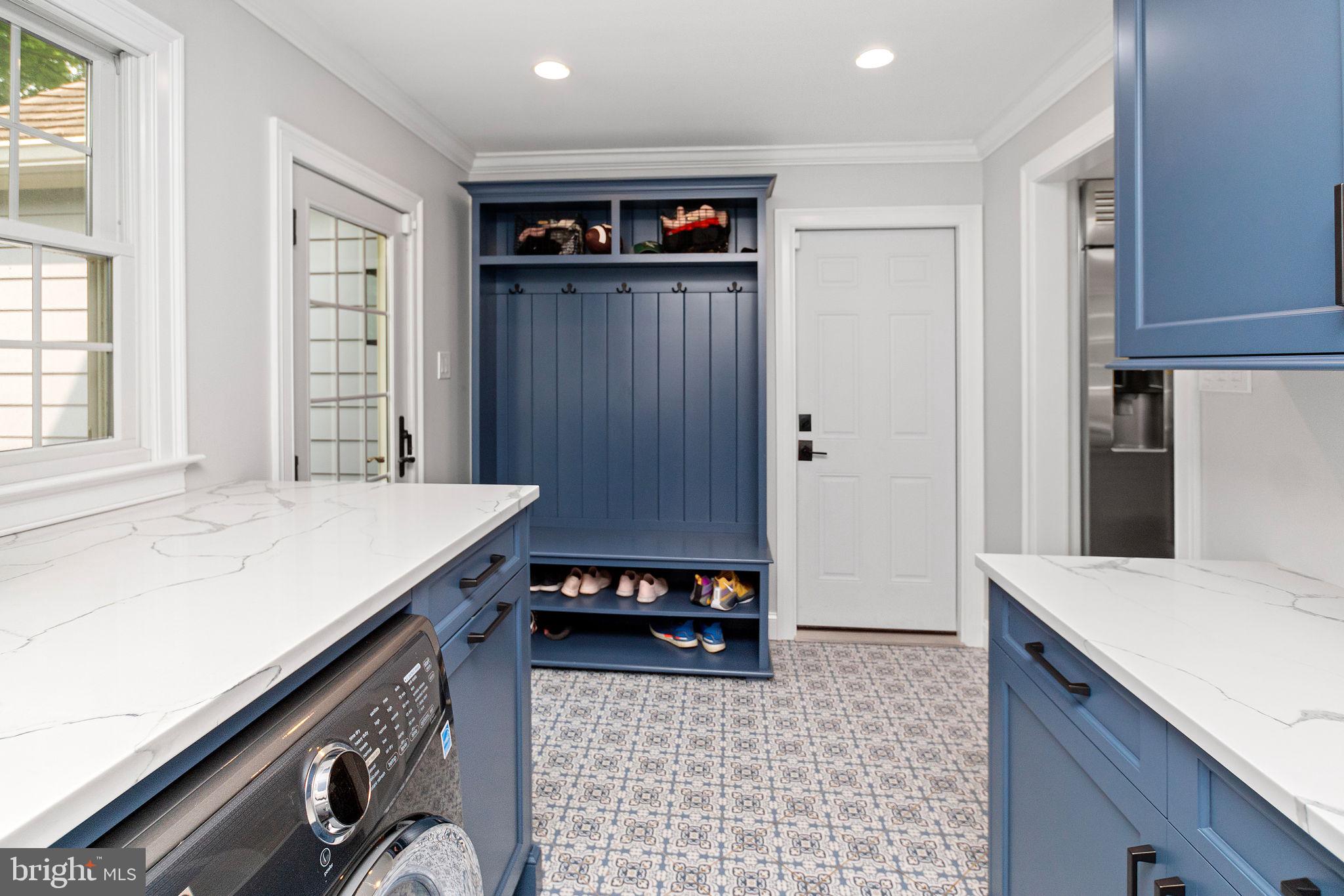 LONG LANE FARMS - Residential