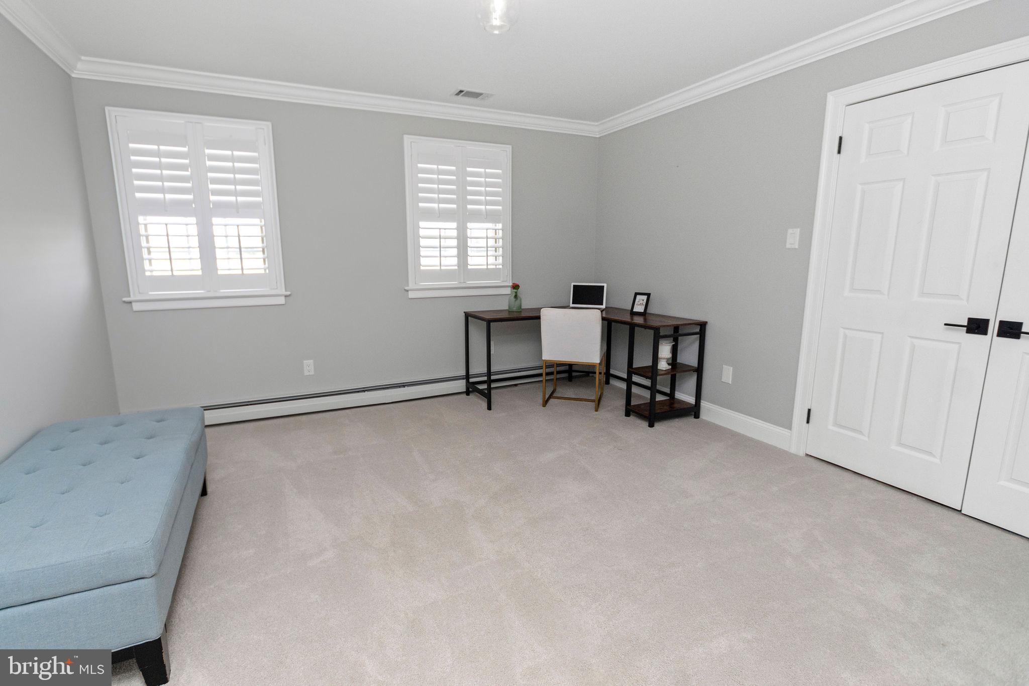 LONG LANE FARMS - Residential