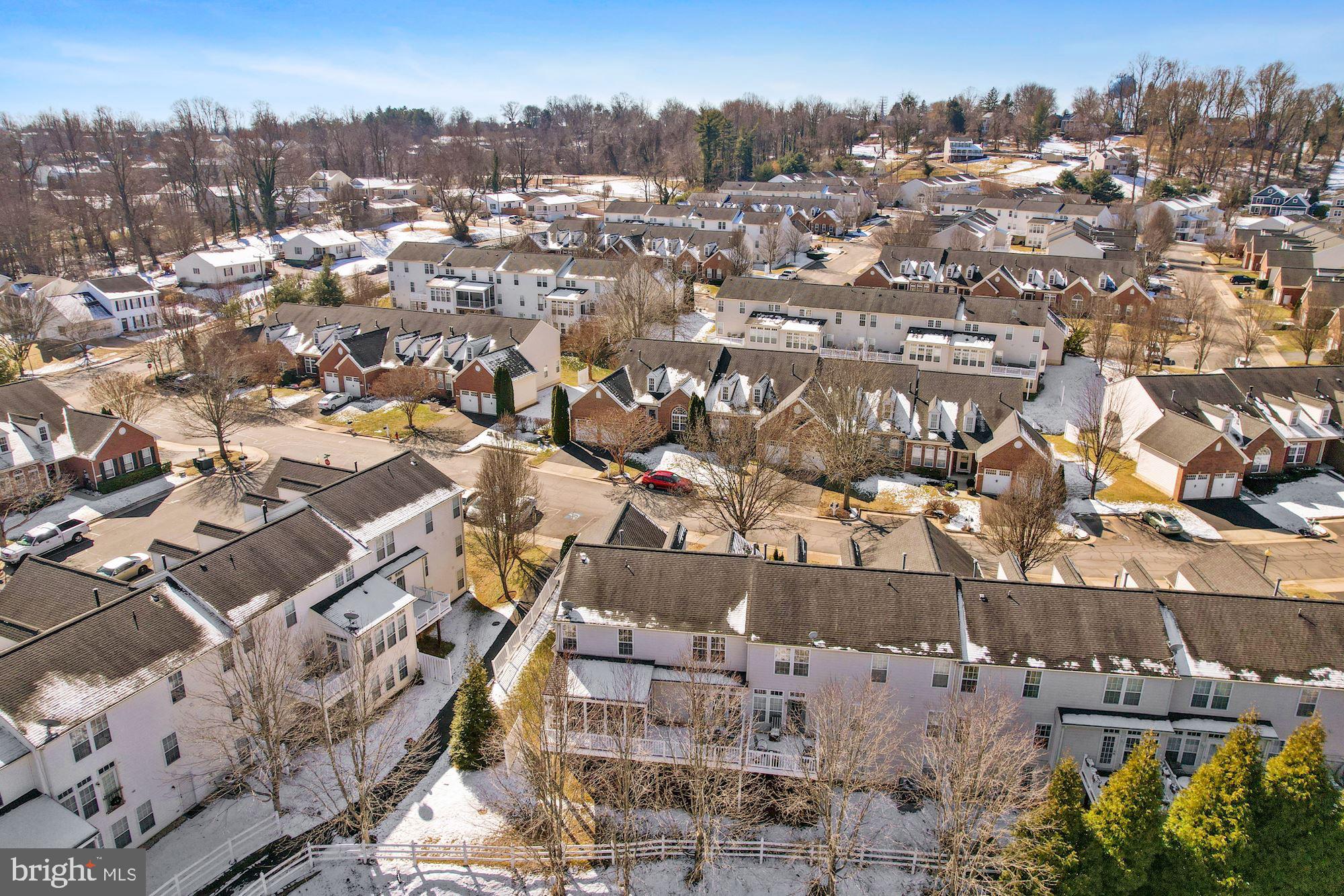 VILLAS AT THE RIDGES - Residential Lease