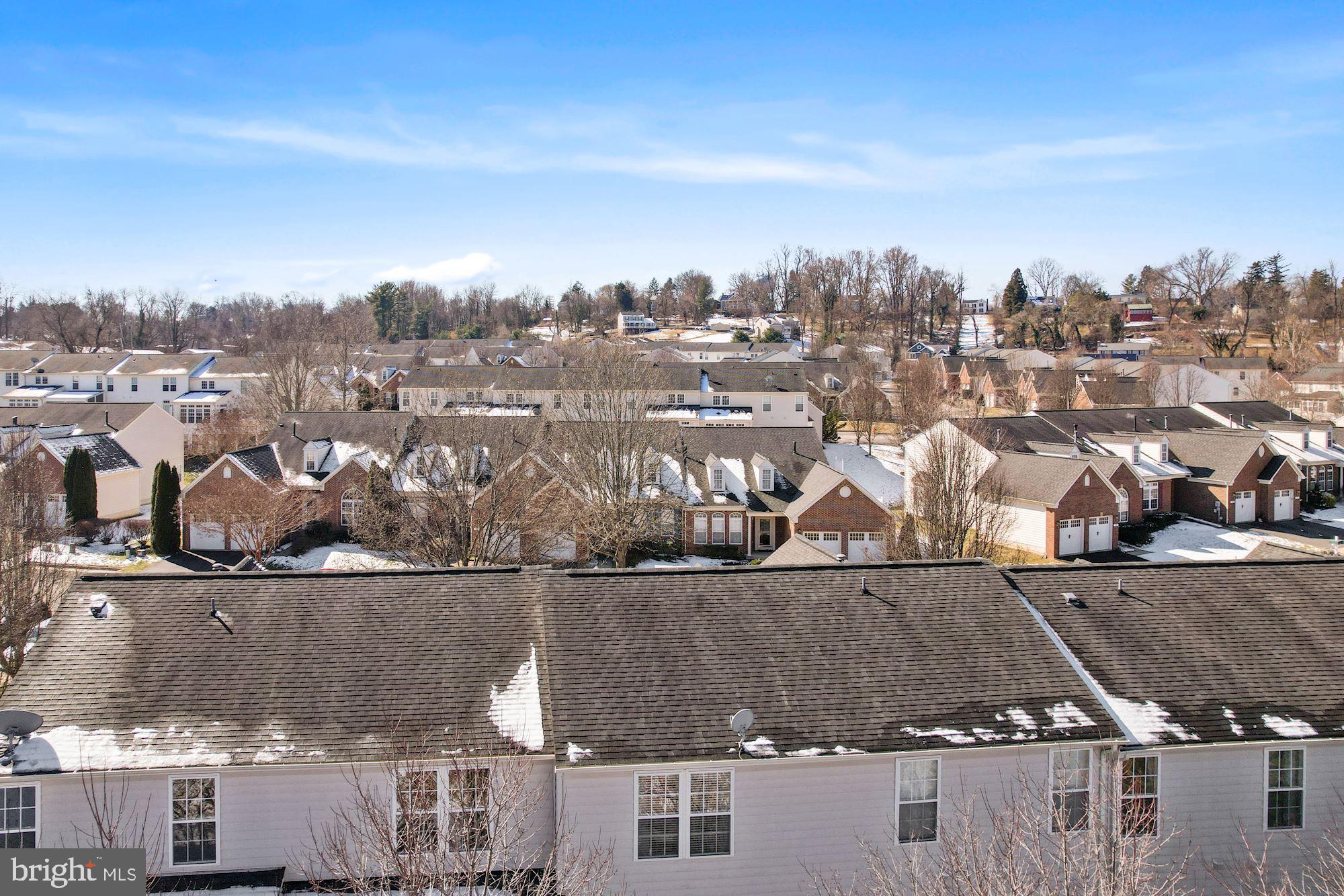 VILLAS AT THE RIDGES - Residential Lease