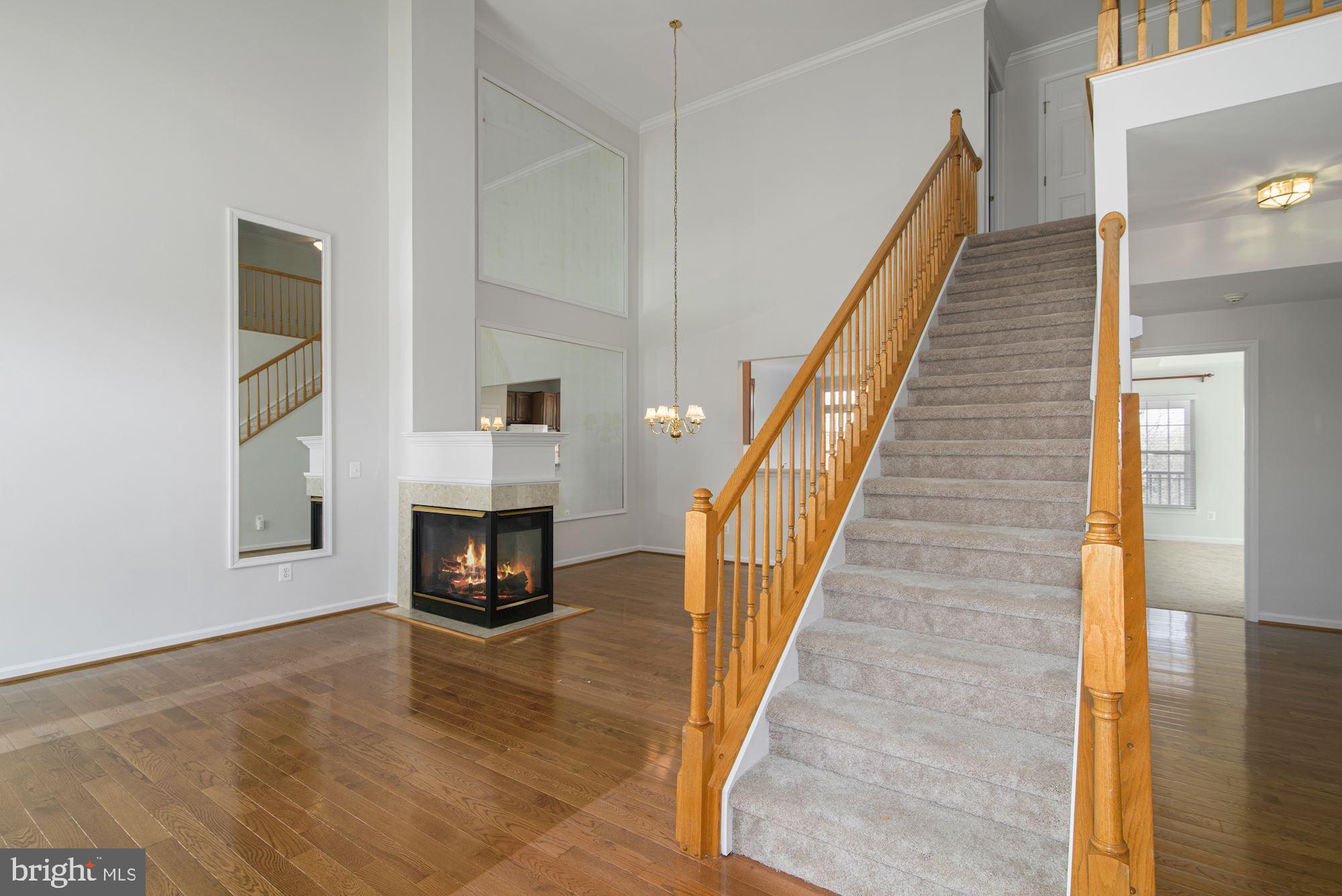 VILLAS AT THE RIDGES - Residential Lease