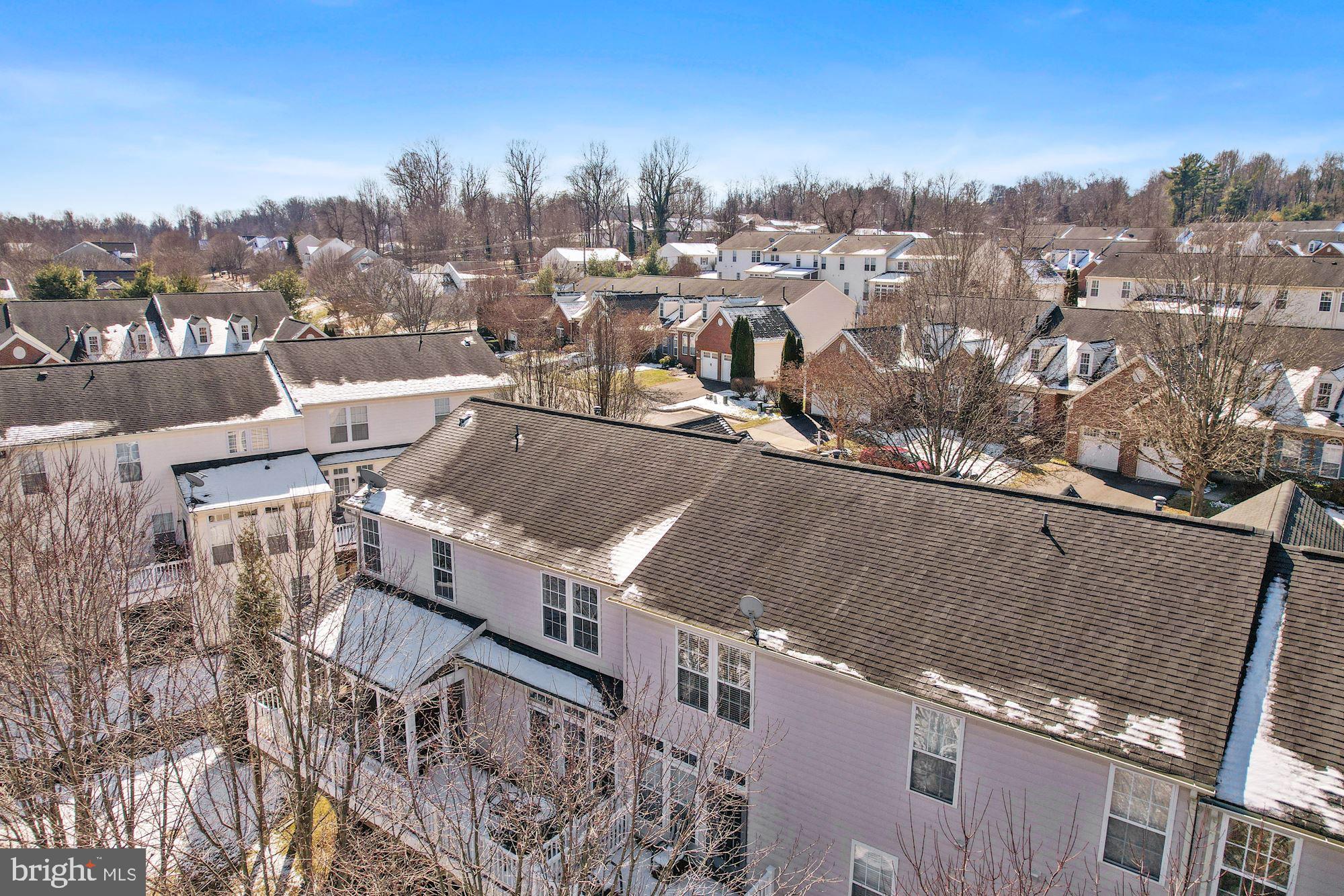 VILLAS AT THE RIDGES - Residential Lease