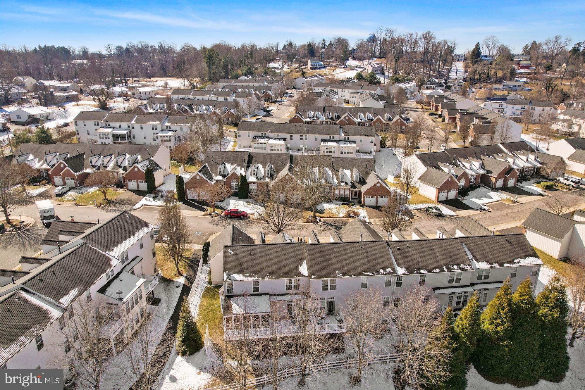 VILLAS AT THE RIDGES - Residential Lease