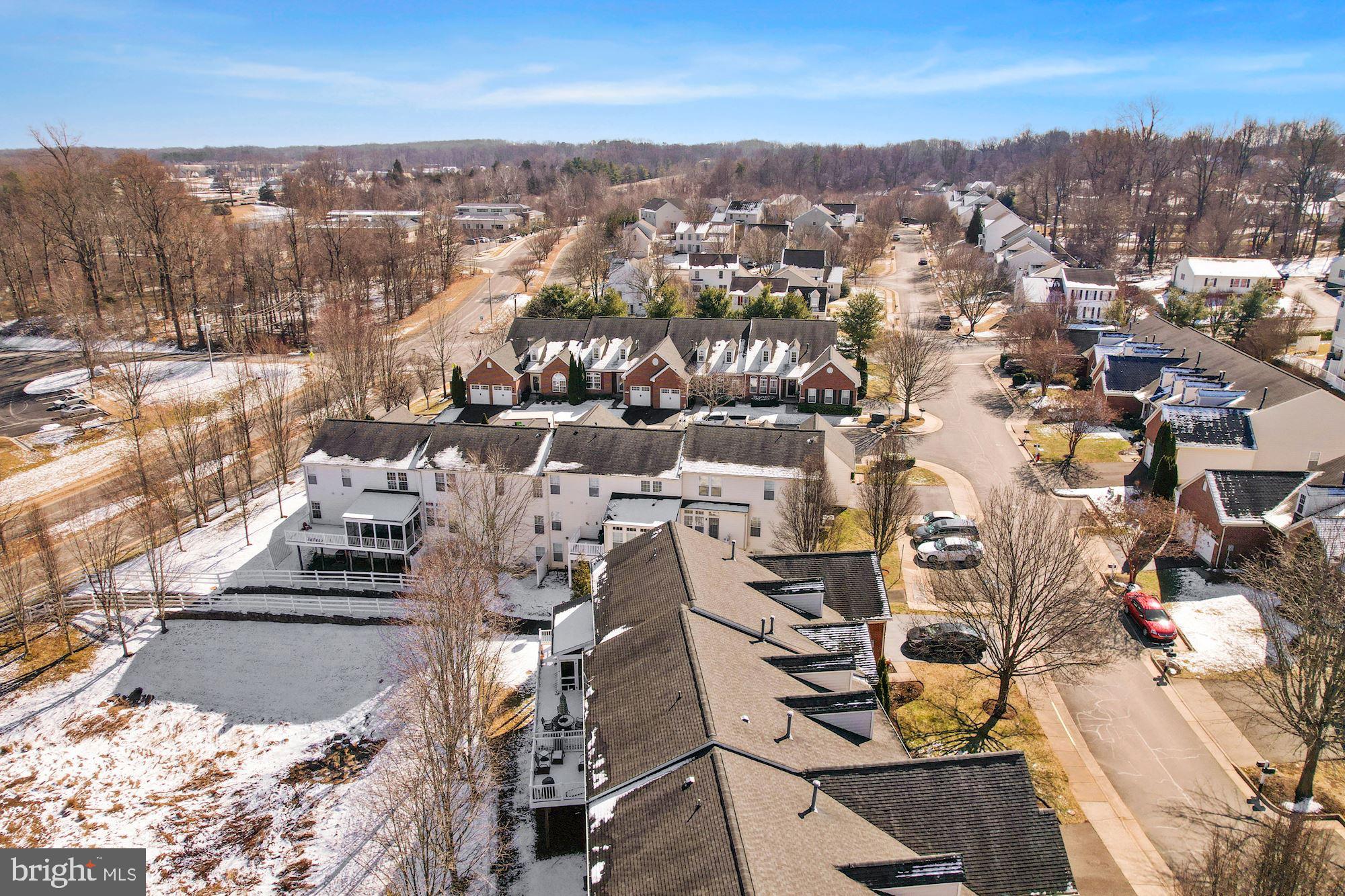 VILLAS AT THE RIDGES - Residential Lease