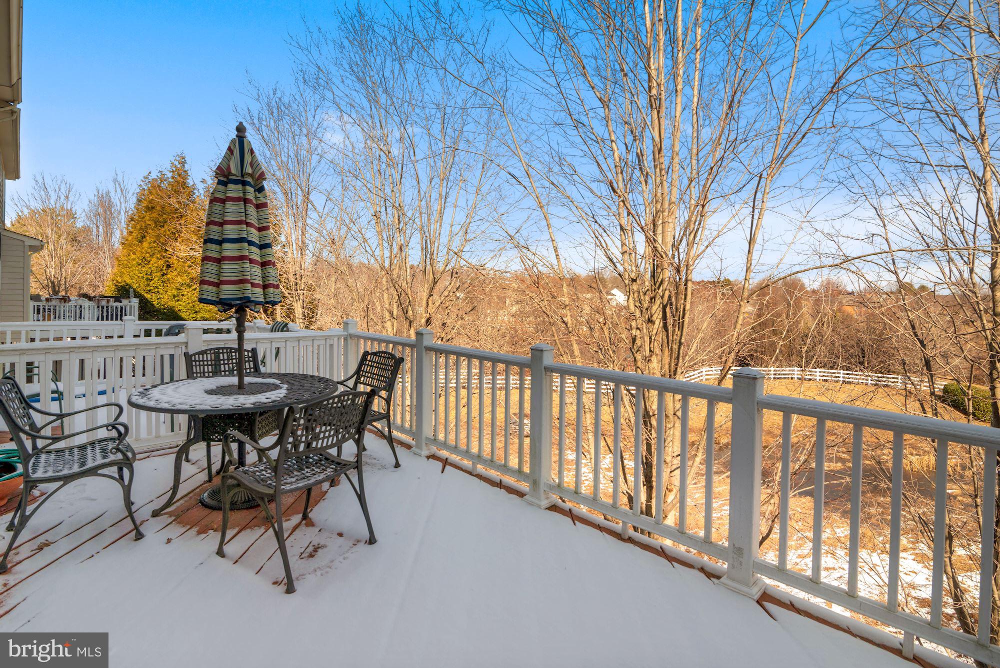 VILLAS AT THE RIDGES - Residential Lease