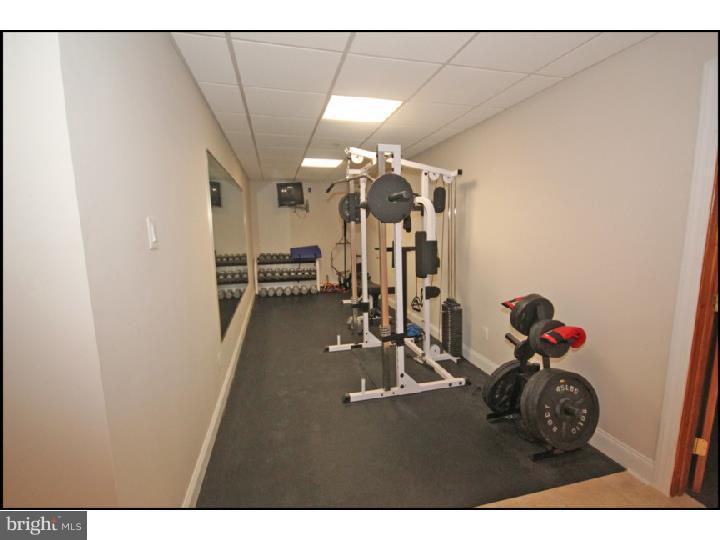 WHITEGATE - Residential