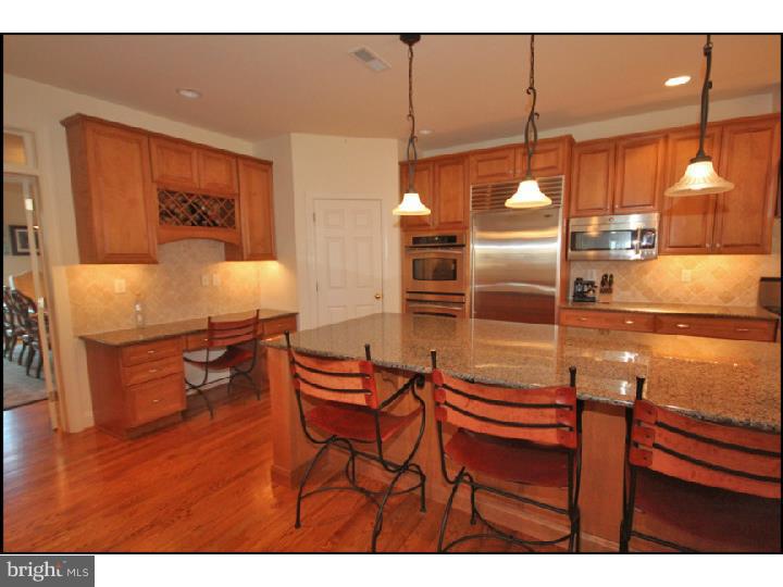 WHITEGATE - Residential