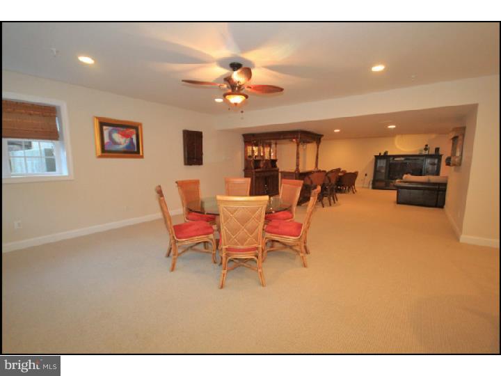 WHITEGATE - Residential