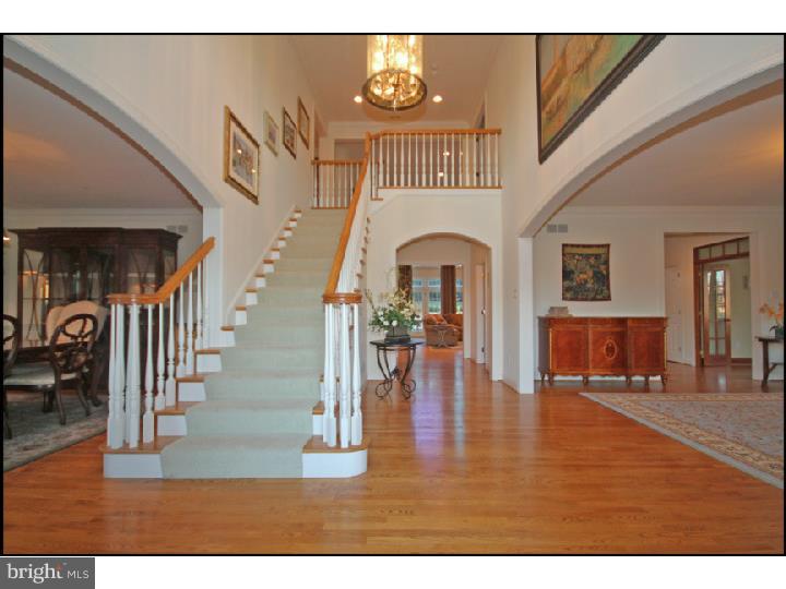 WHITEGATE - Residential