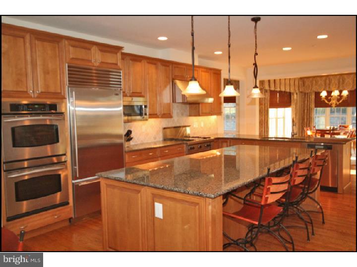 WHITEGATE - Residential