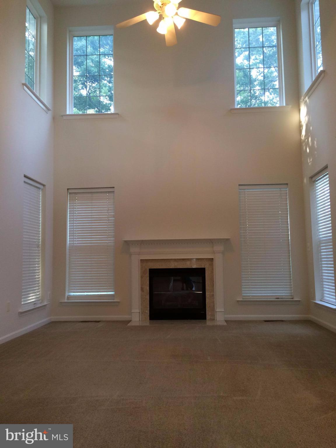 HAWTHORNE WOODS - Residential