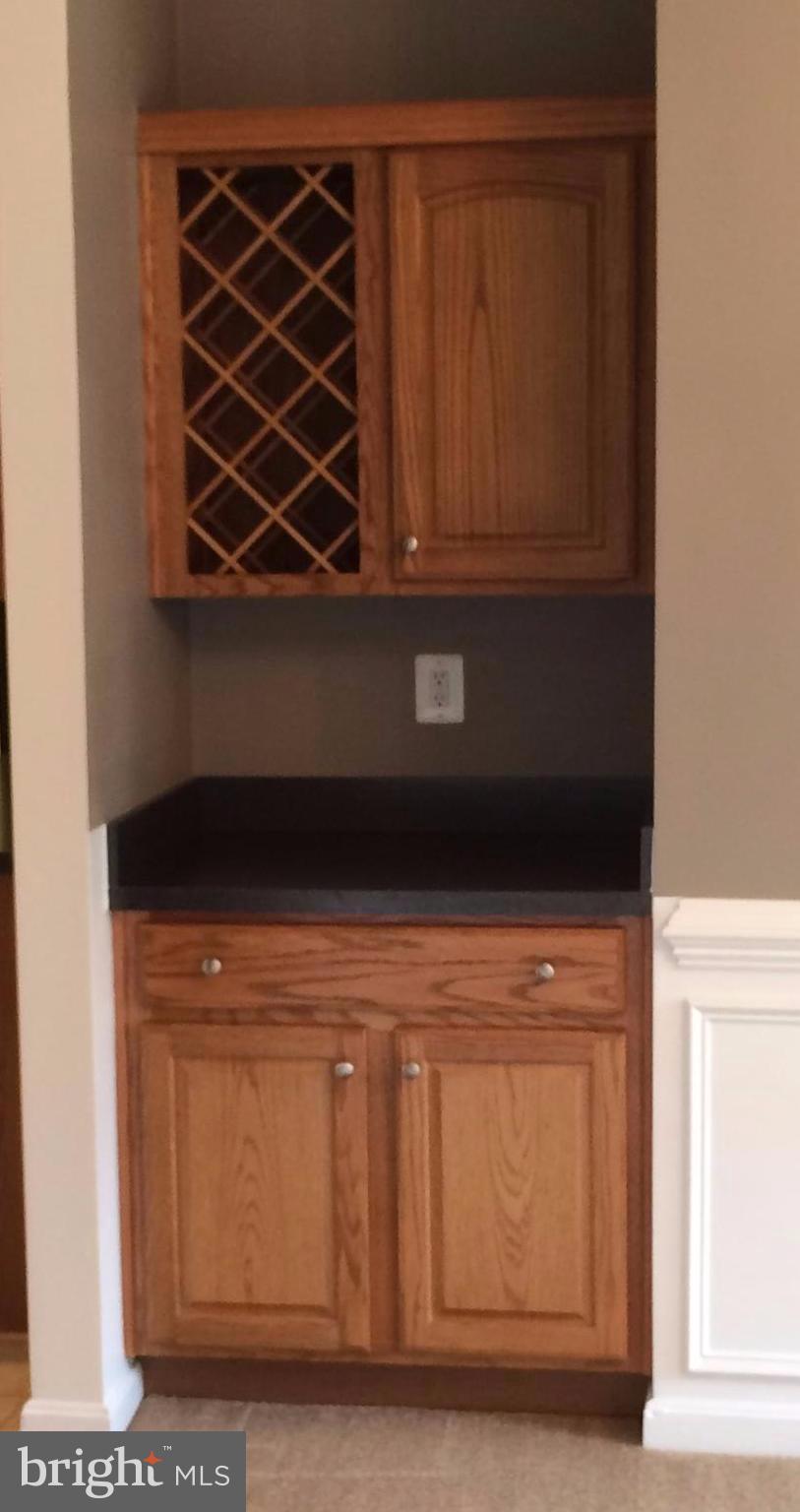 HAWTHORNE WOODS - Residential