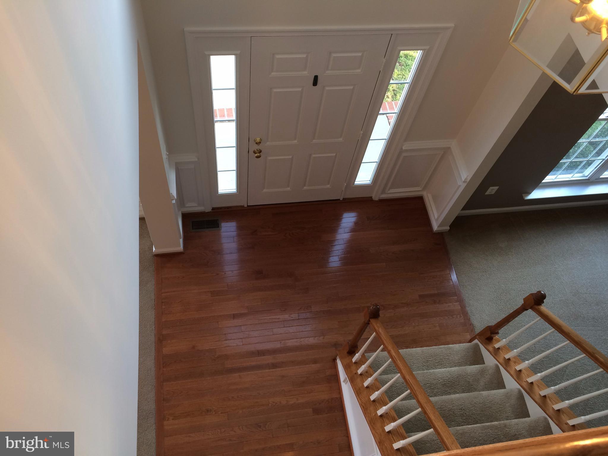 HAWTHORNE WOODS - Residential