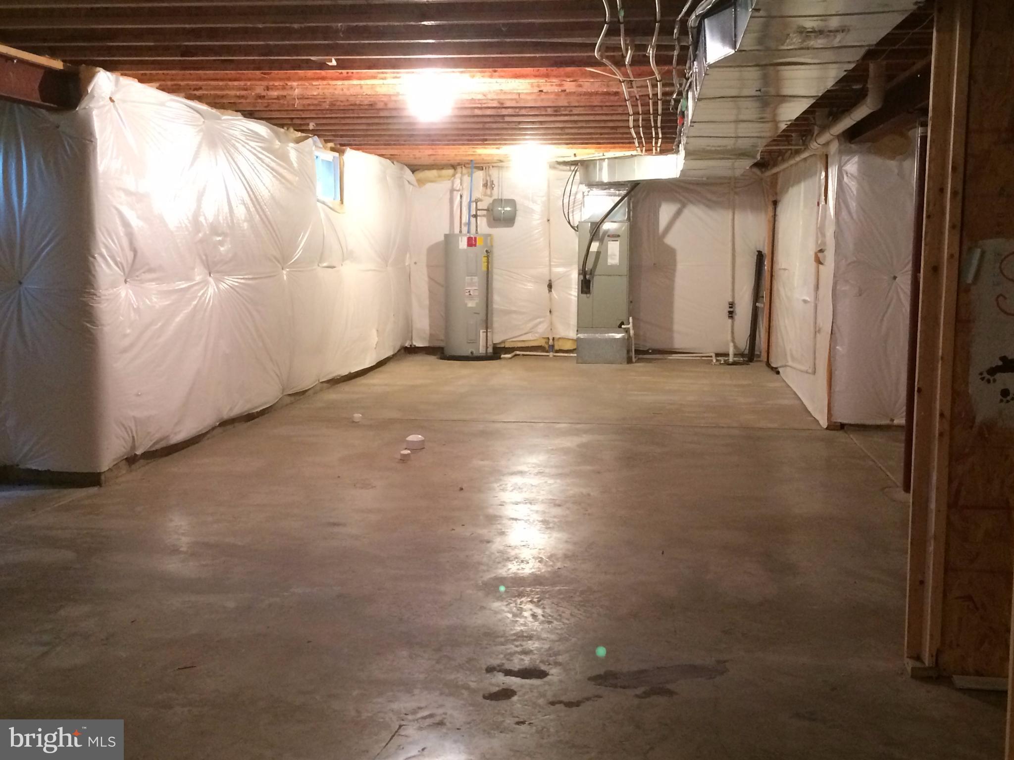 HAWTHORNE WOODS - Residential