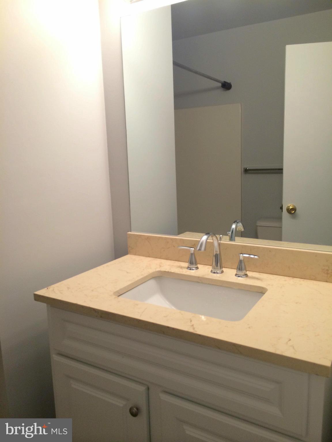 THE HUNTSMAN CONDOMINIUM - Residential Lease