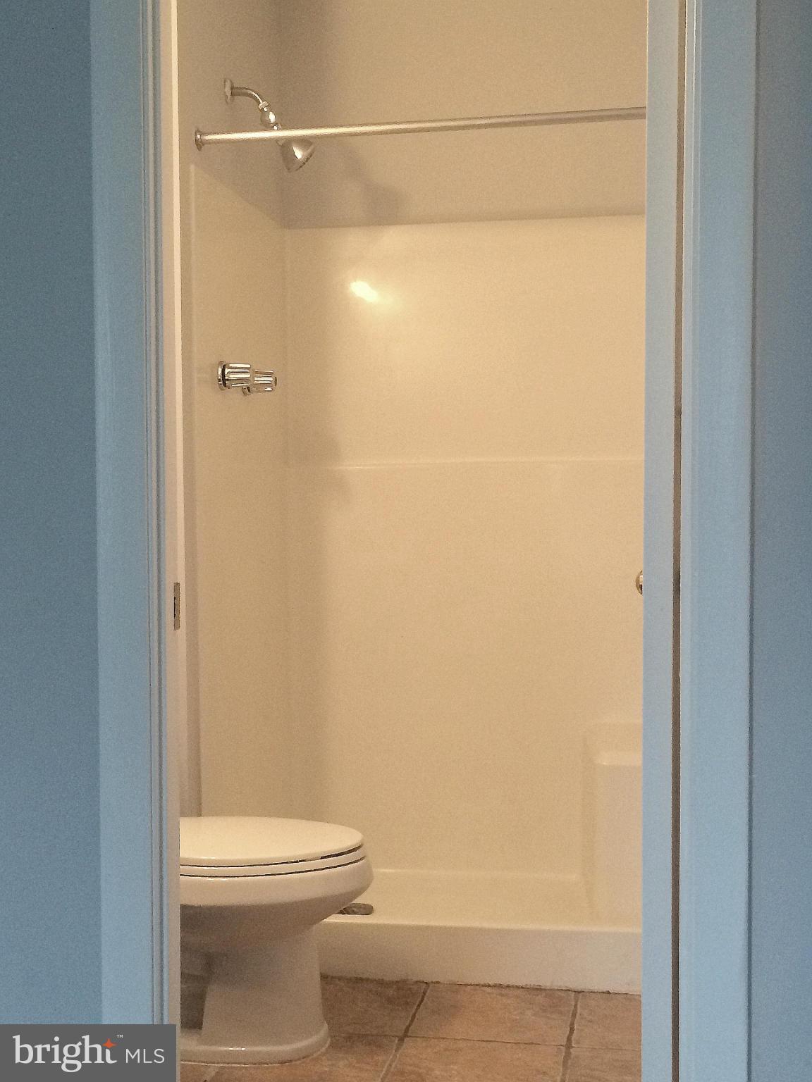 THE HUNTSMAN CONDOMINIUM - Residential Lease