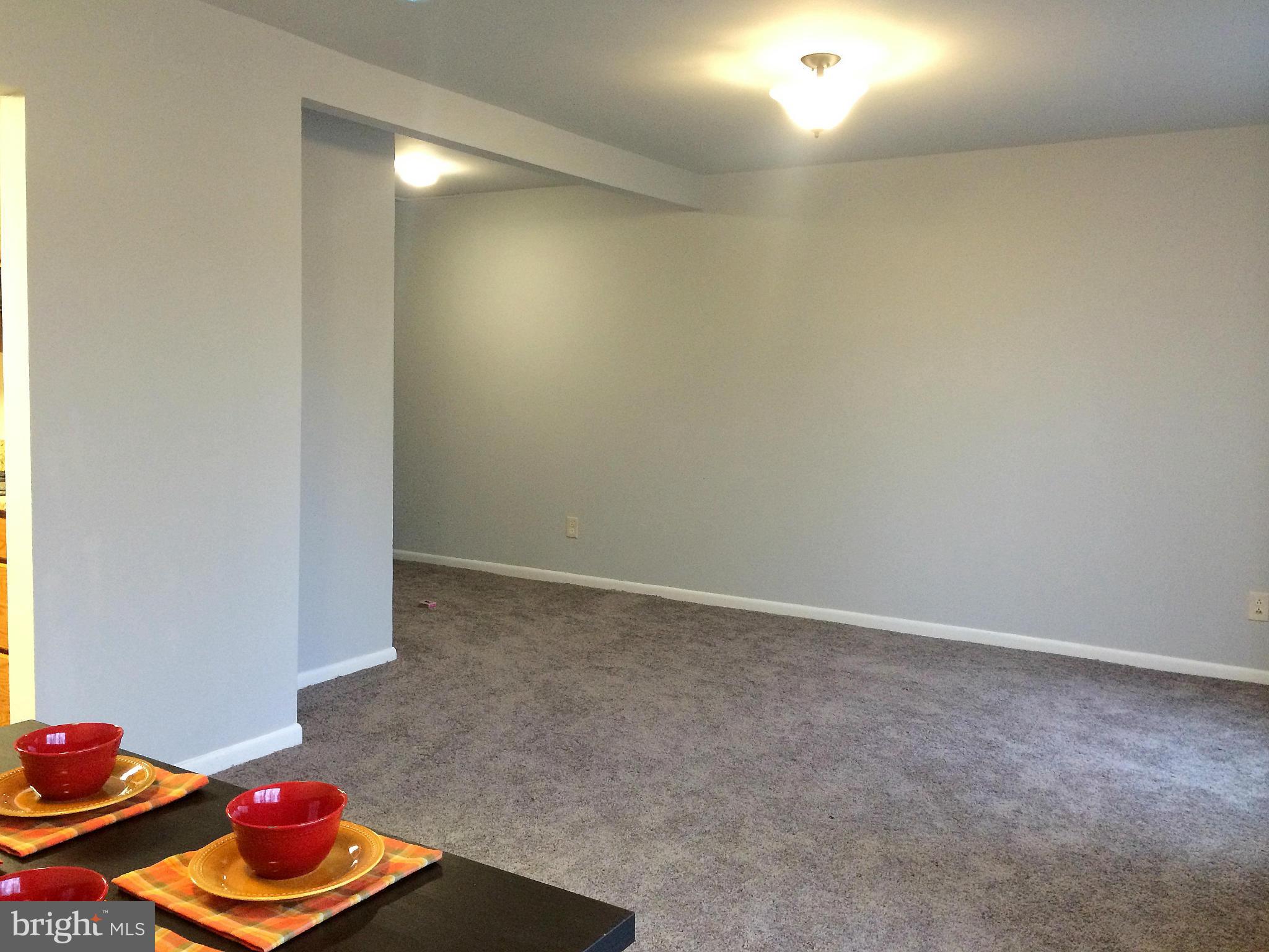 THE HUNTSMAN CONDOMINIUM - Residential Lease