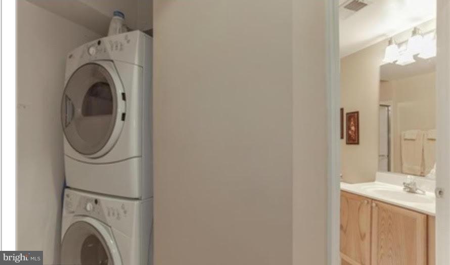 WESTBRIAR - Residential Lease