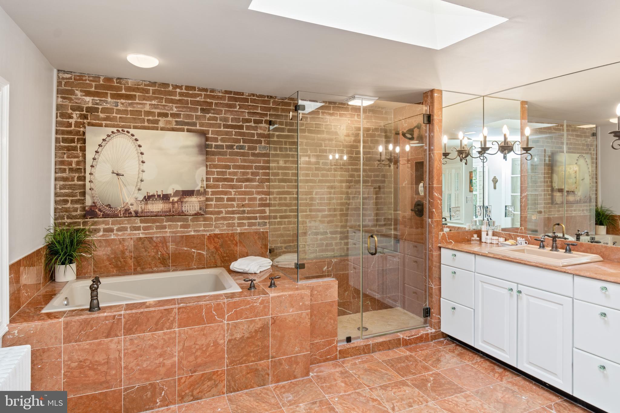 OLD TOWN - Residential