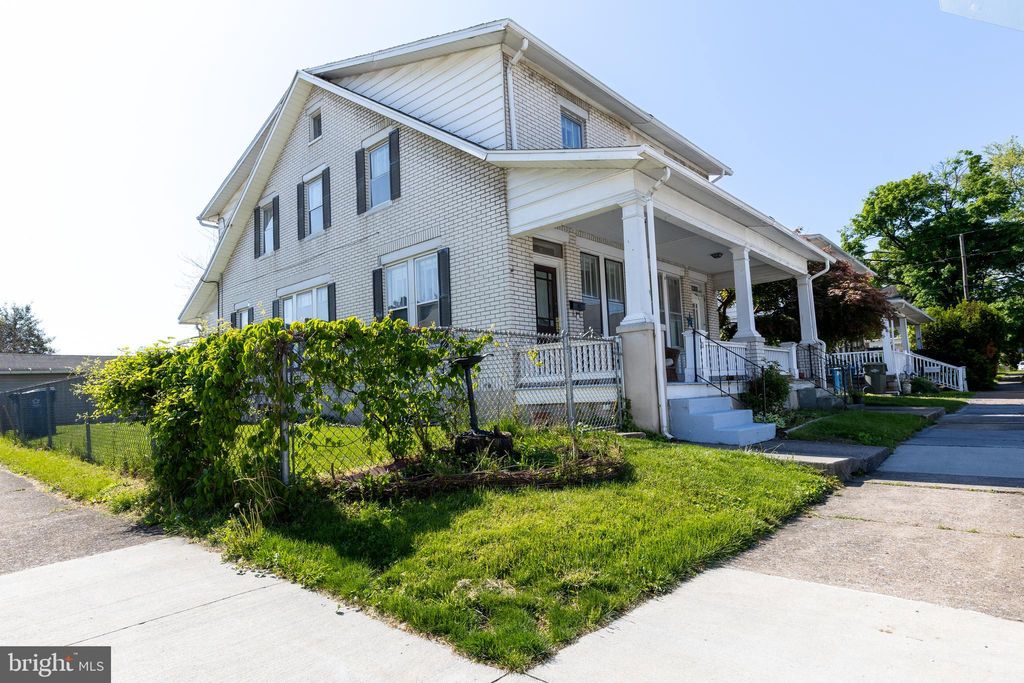 Photo of 21 Franklin Street, HIGHSPIRE, PA 17034 (MLS # PADA2059812)