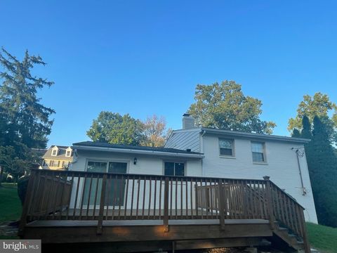 21 W GOLF CLUB LANE PAOLI PA 19301