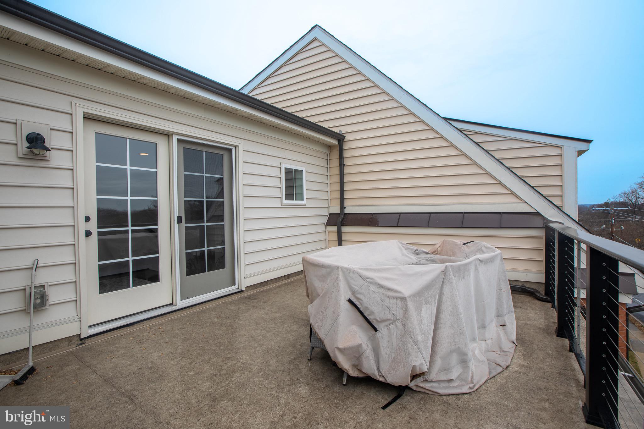 WHEATON - Residential Lease