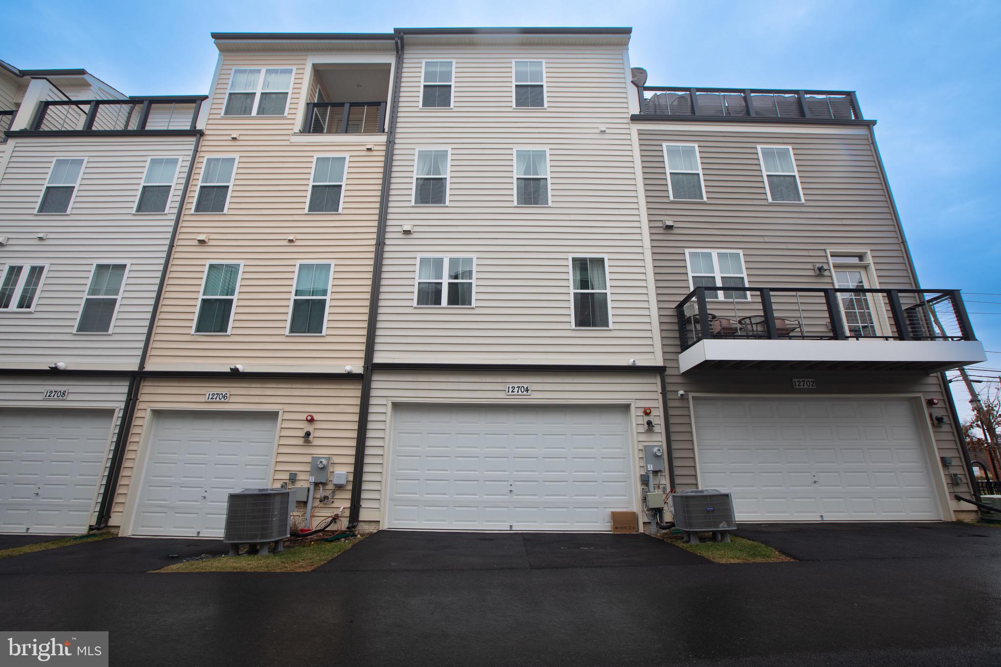 WHEATON - Residential Lease