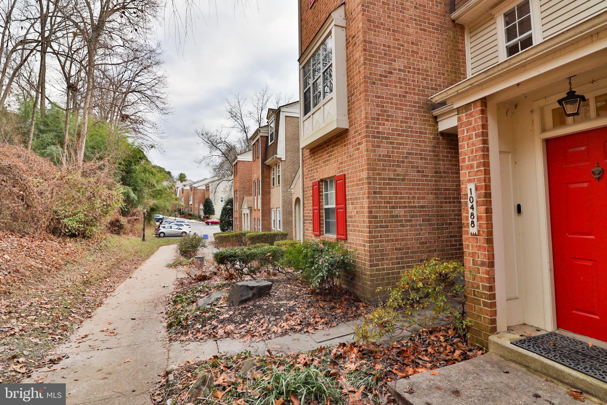 10488 PARTHENON COURT 10488
