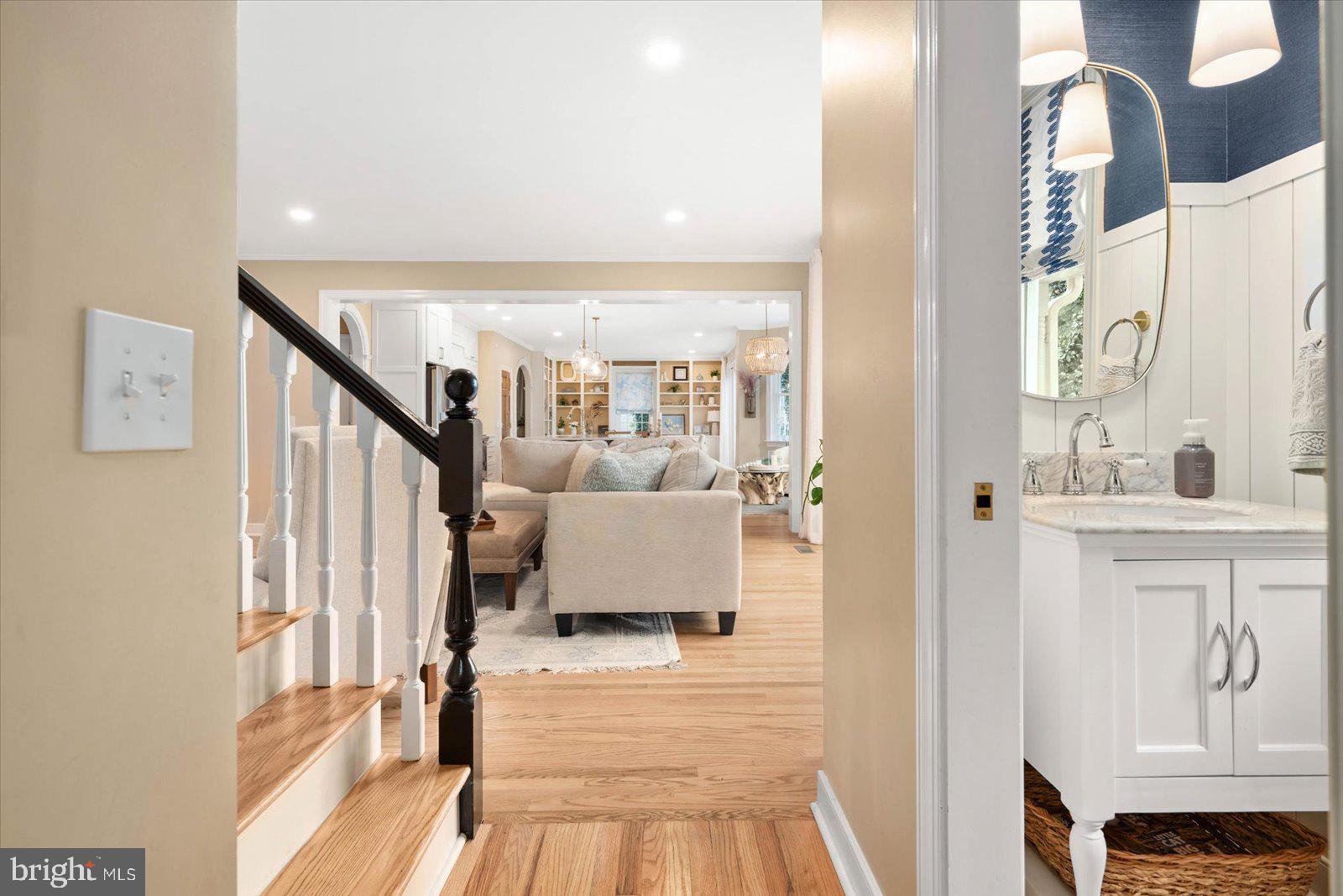 TONY TANK - Residential