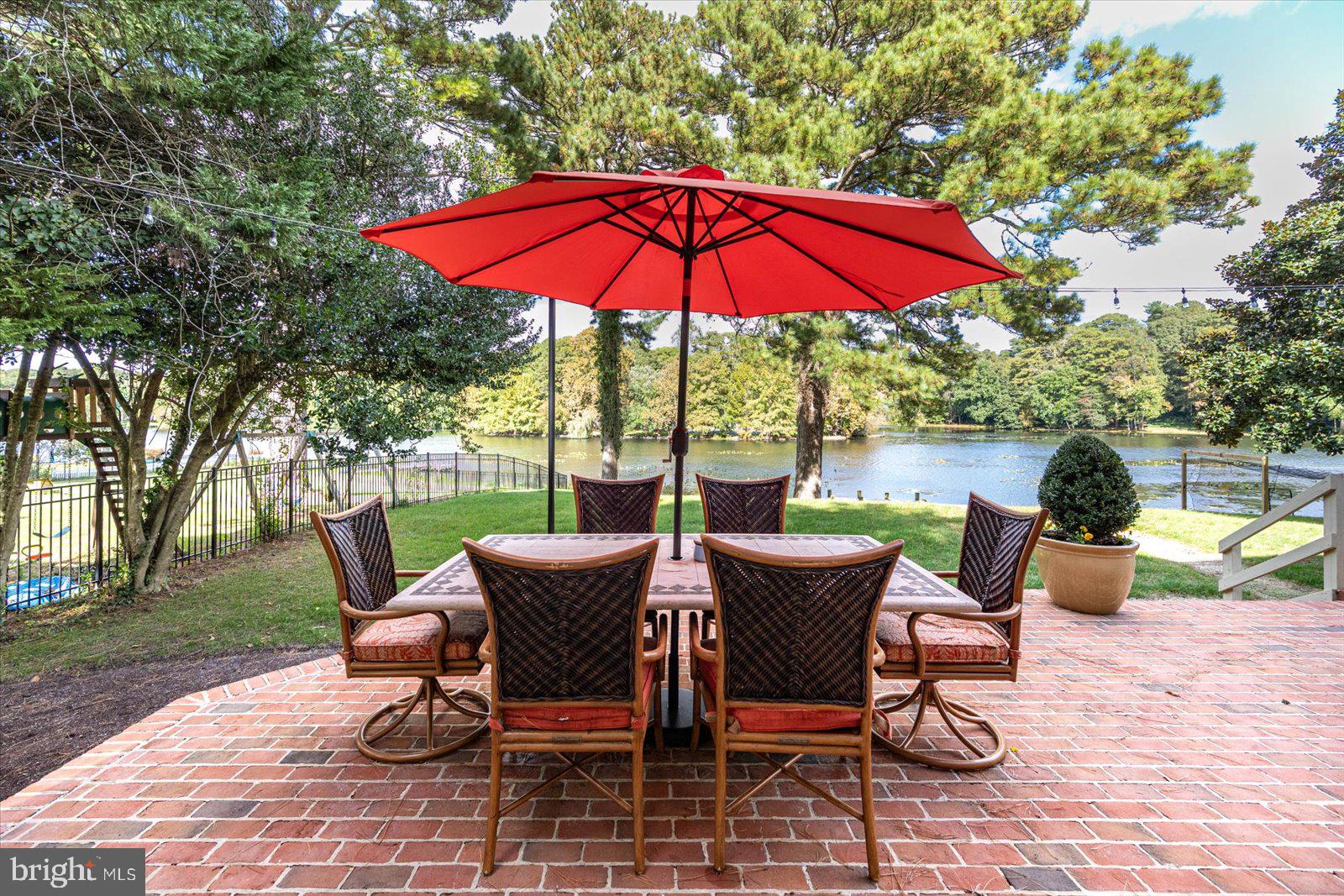 TONY TANK - Residential