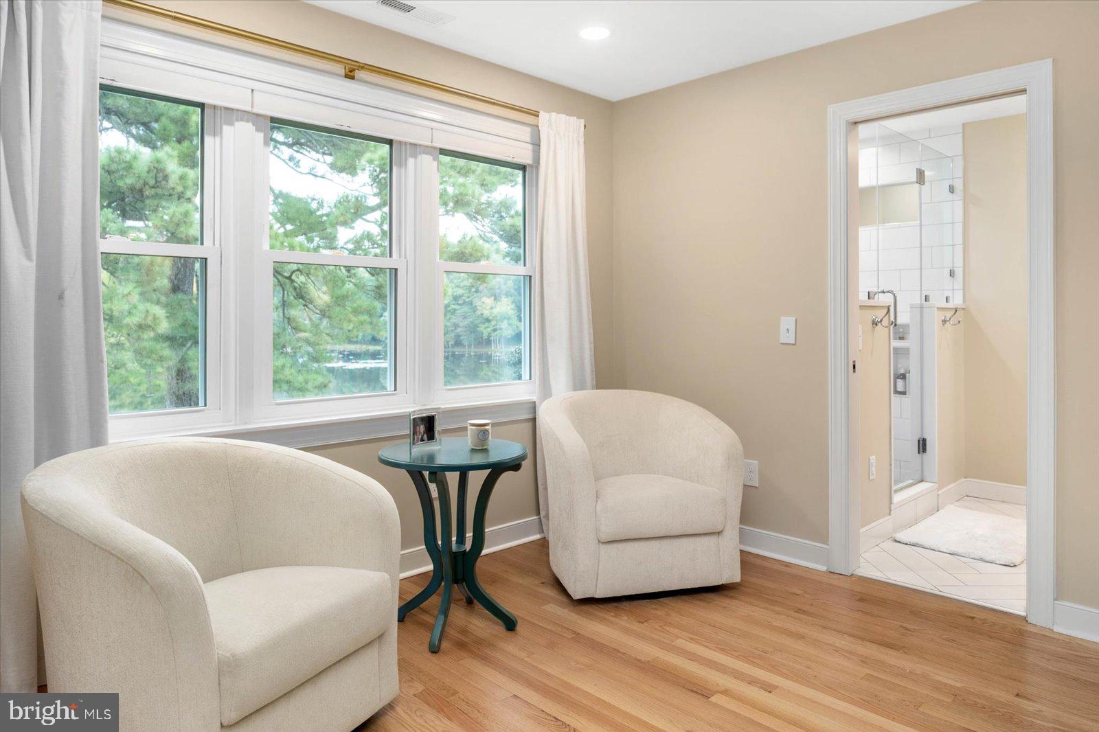 TONY TANK - Residential