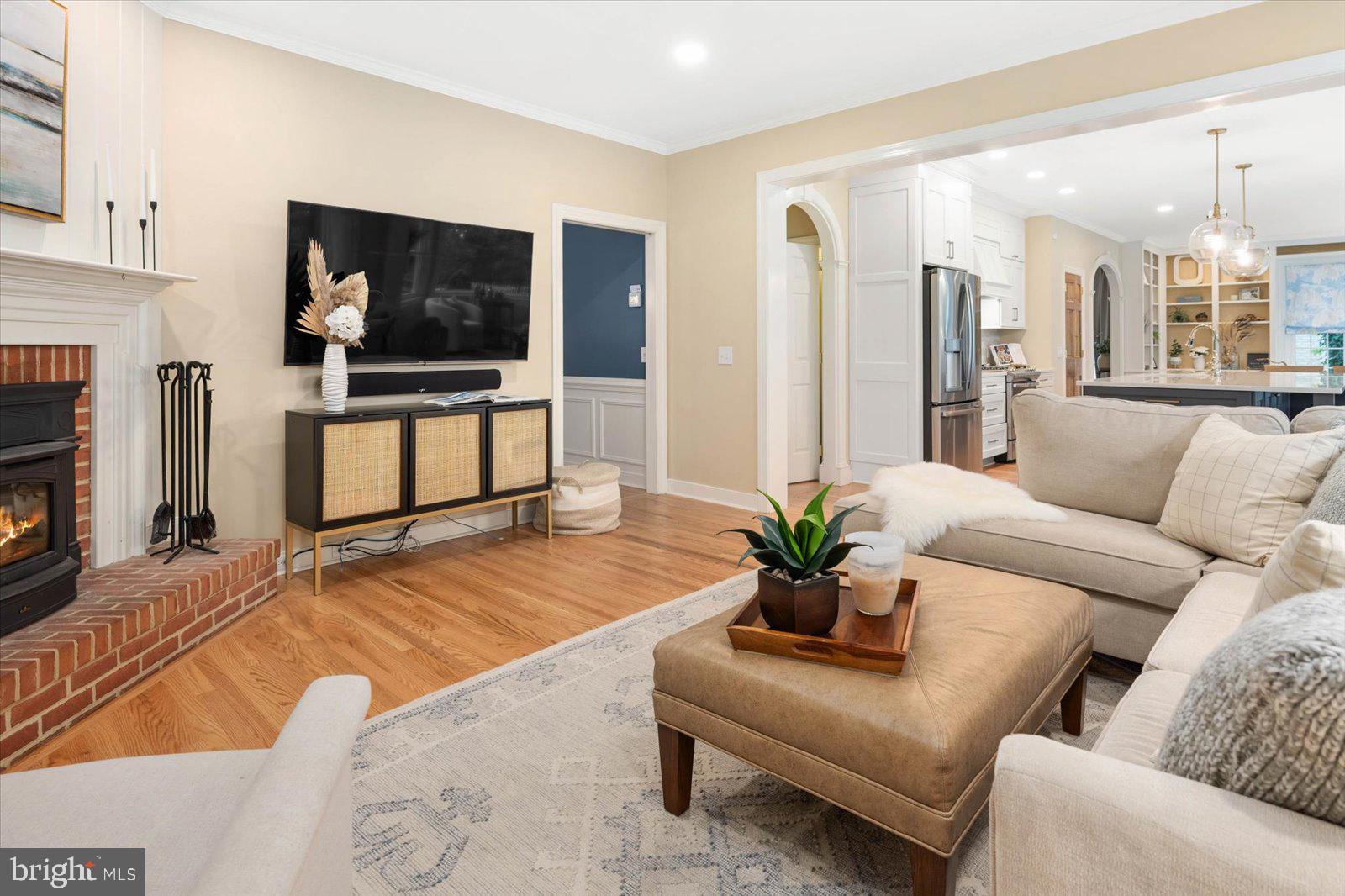 TONY TANK - Residential