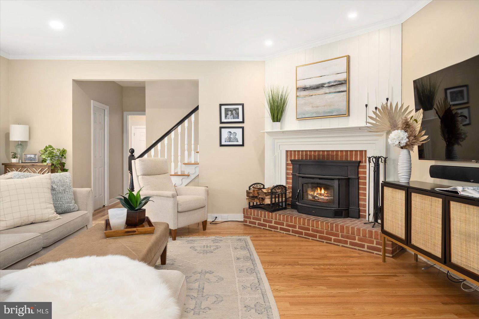 TONY TANK - Residential