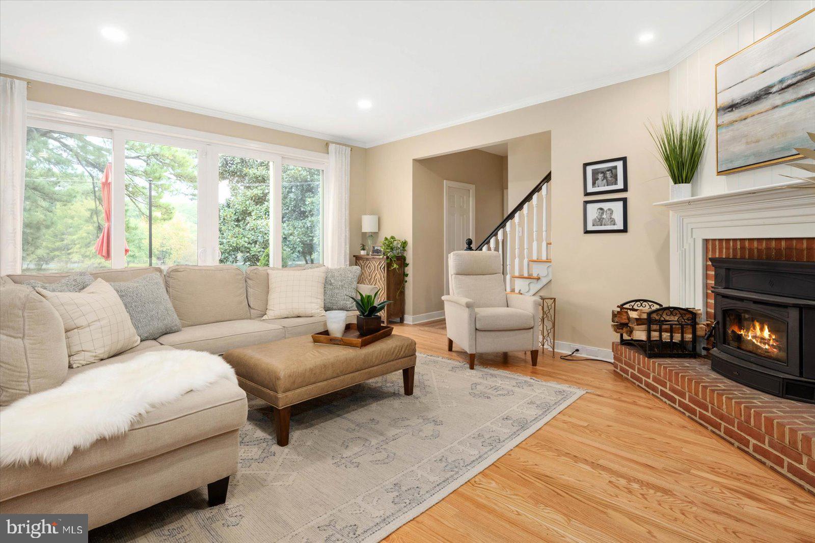 TONY TANK - Residential