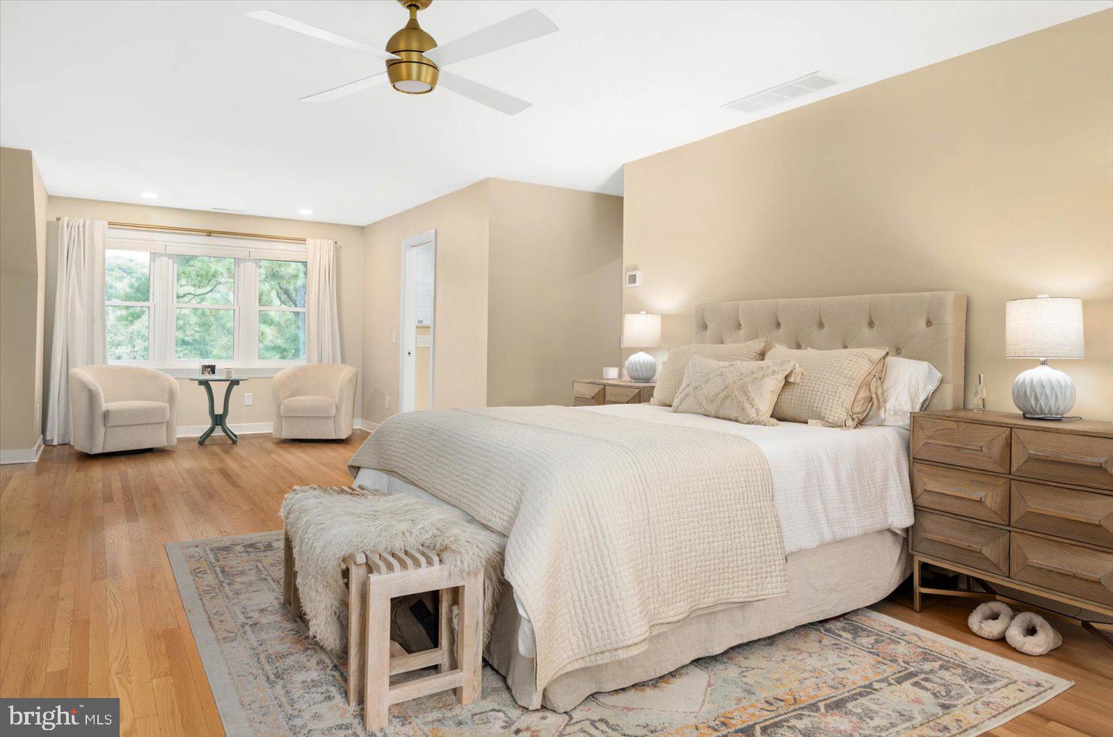 TONY TANK - Residential