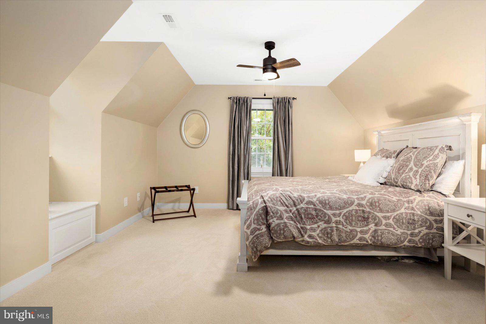 TONY TANK - Residential