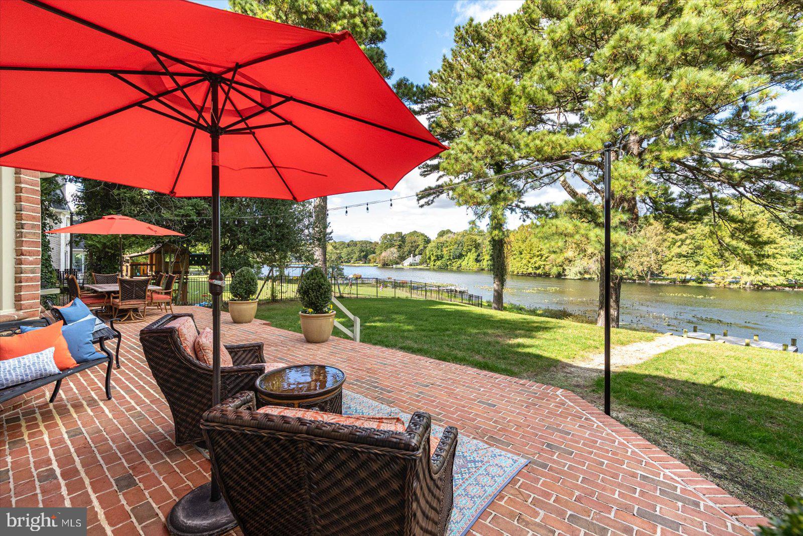 TONY TANK - Residential