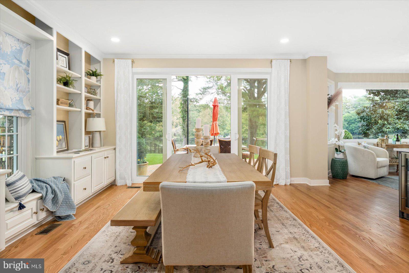 TONY TANK - Residential