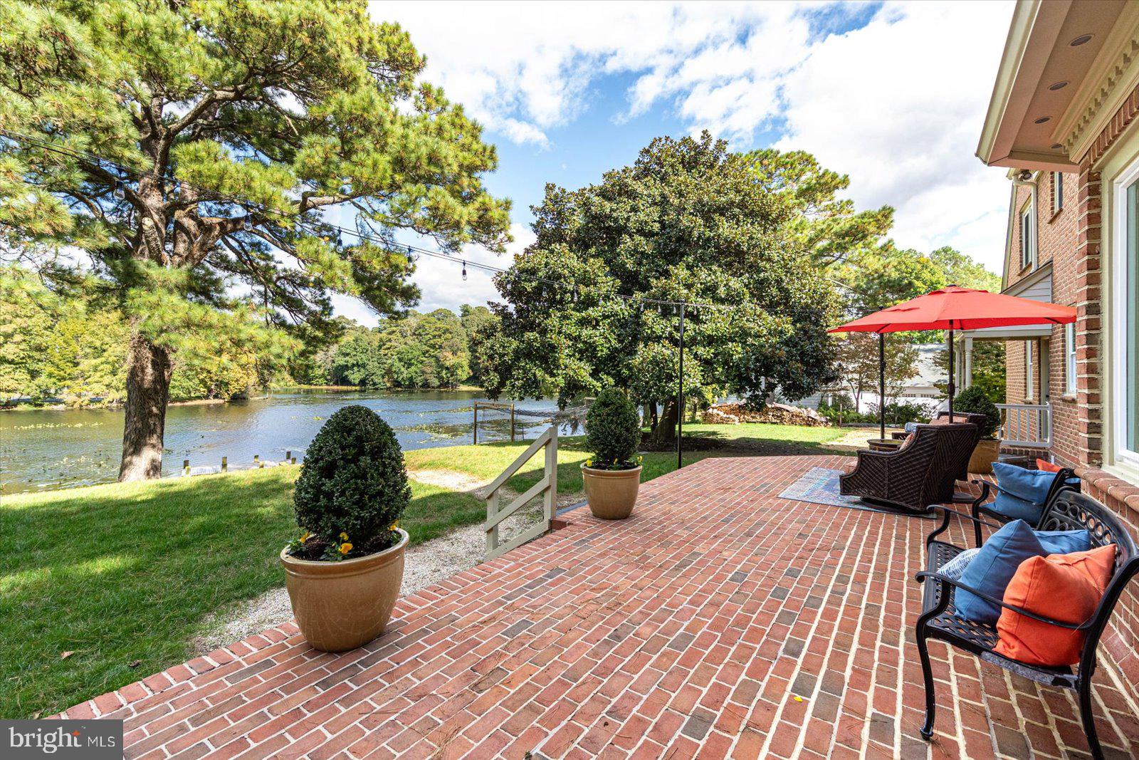 TONY TANK - Residential