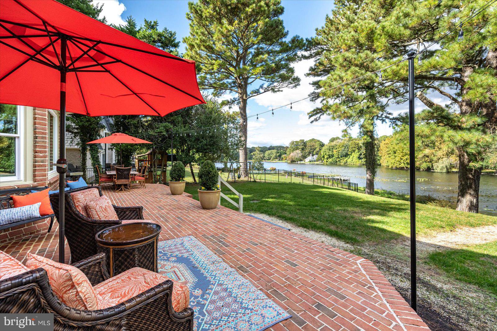 TONY TANK - Residential