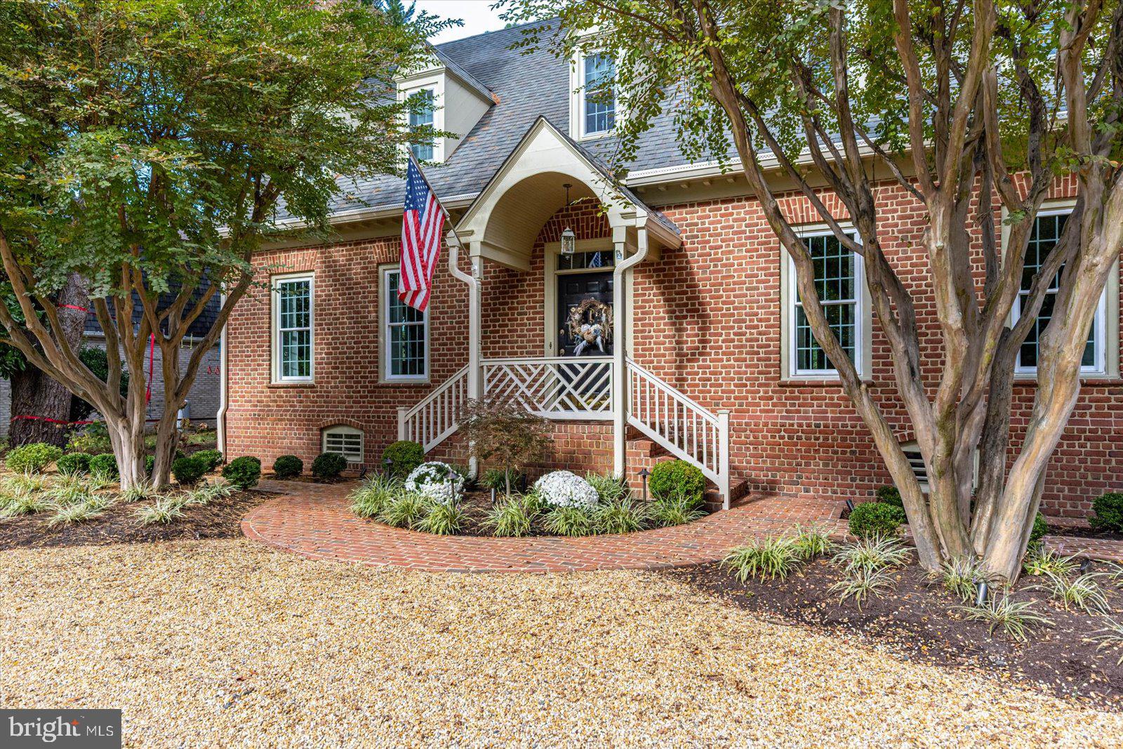 TONY TANK - Residential